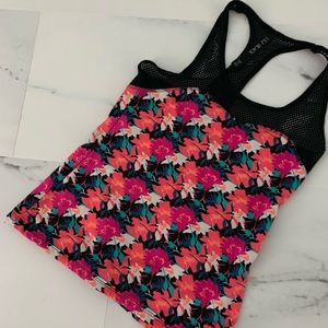 Lorna Jane floral/black tank